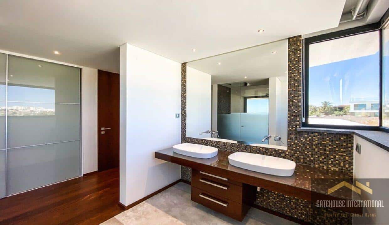 Luxury Algarve Modern Villa In Porto do Mos Lagos7665