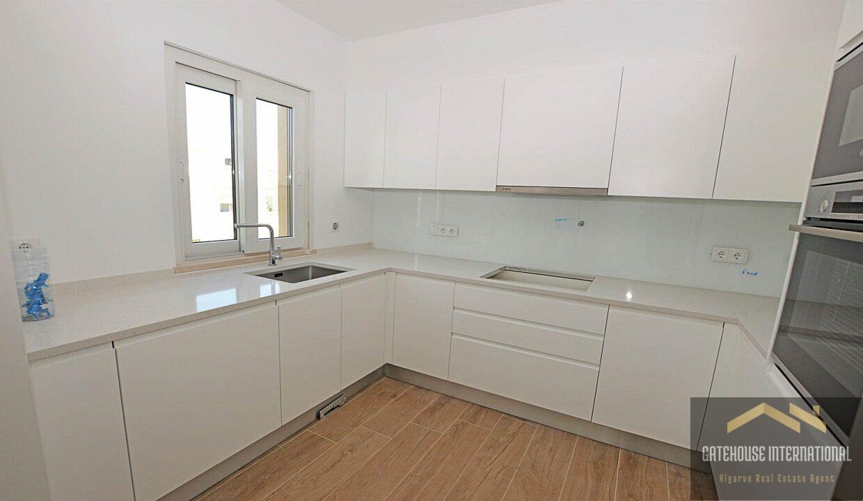 New 2 Bedroom Apartment With Garage In Cabanas De Tavira Algarve 3
