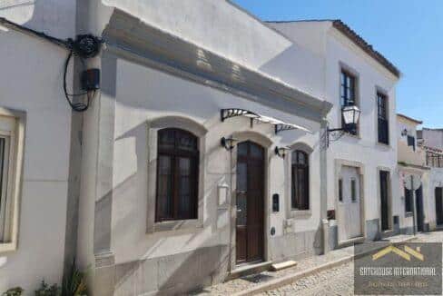 Renovated 2 Bedroom Townhouse In Sao Bras de Alportel Centre Algarve 1