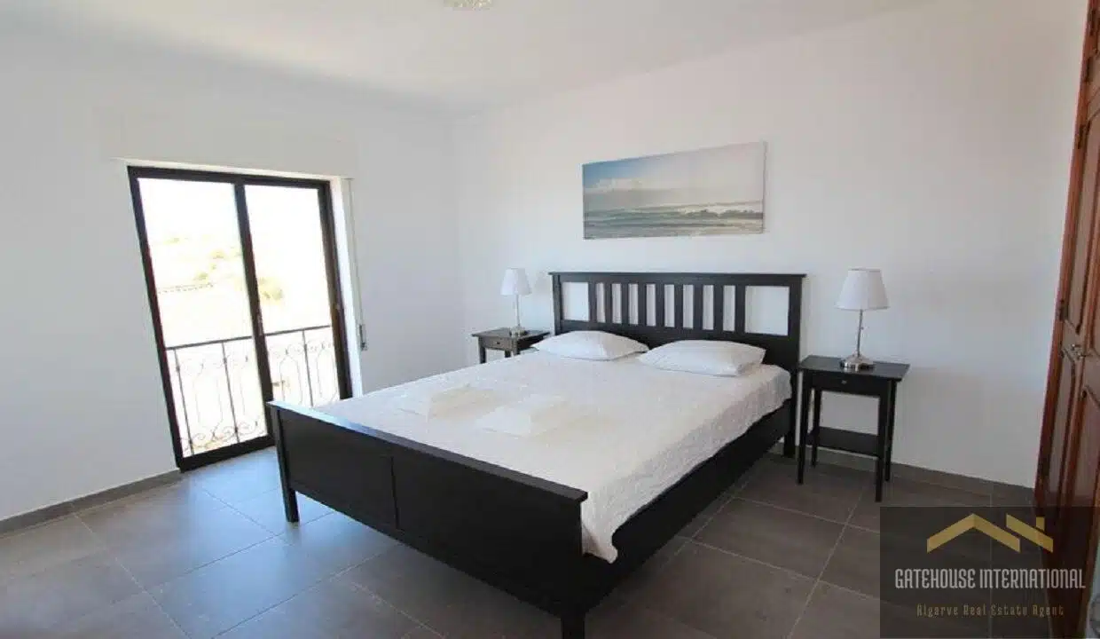 Sea View 2 Bed Apartment In Luz Portugal887