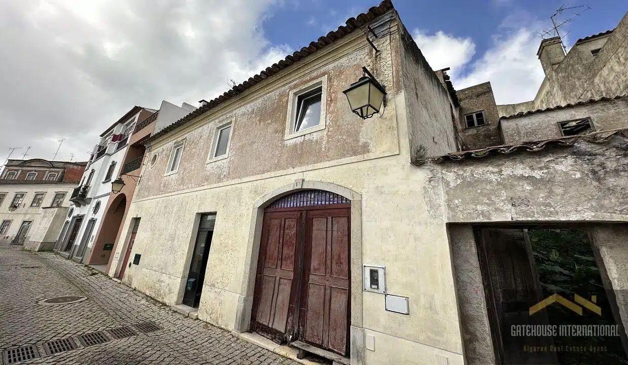 Townhouse Ruin For Sale In Monchique Algarve 00