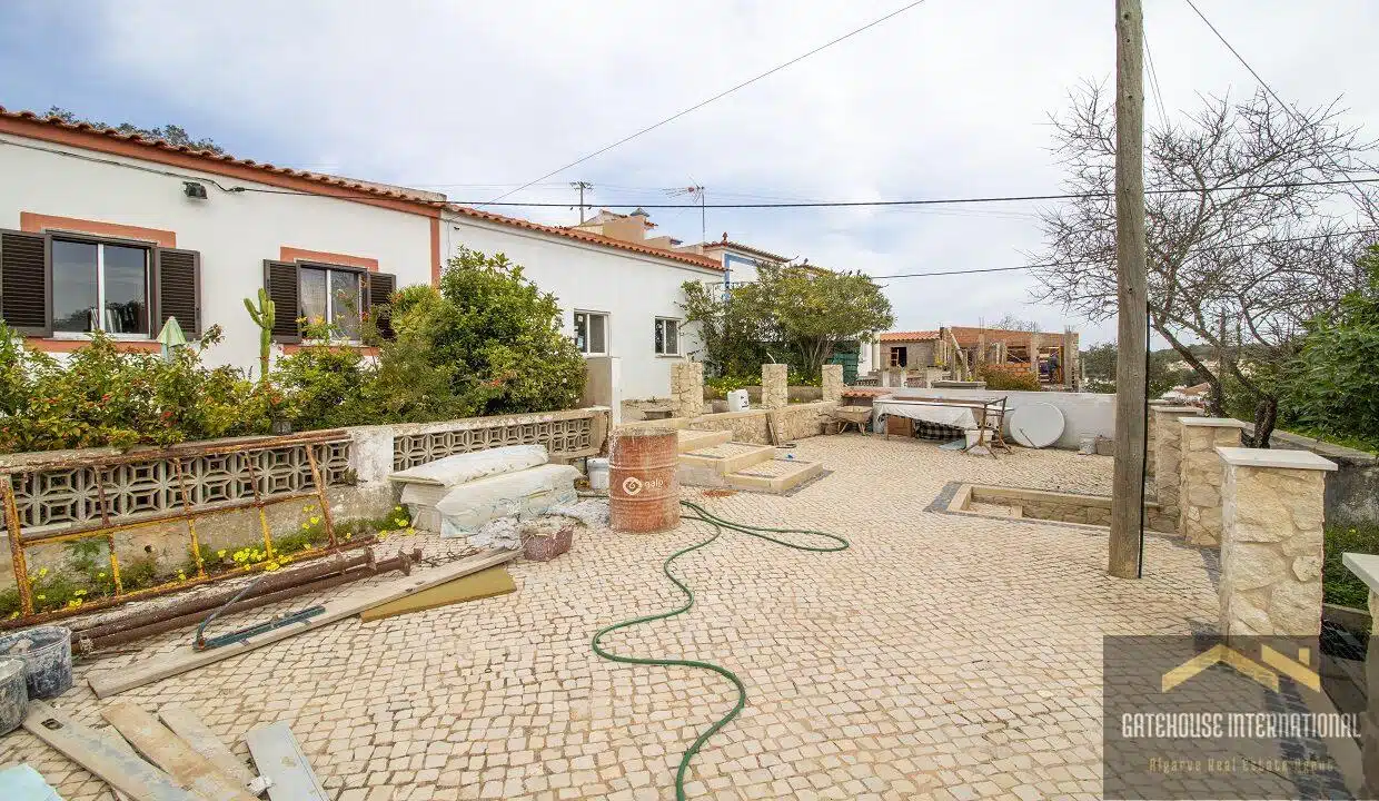3 Bed House For Sale In Carvoeiro Algarve00