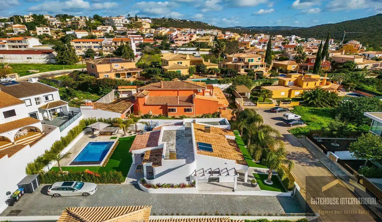 3 Bed Modern Villa With Pool In Loule Algarve For Sale 1