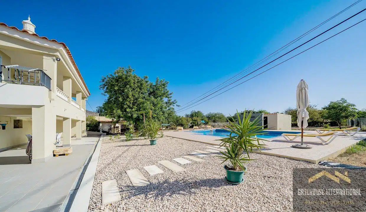 4 Bed Villa For Sale In Esteval Almancil Algarve76