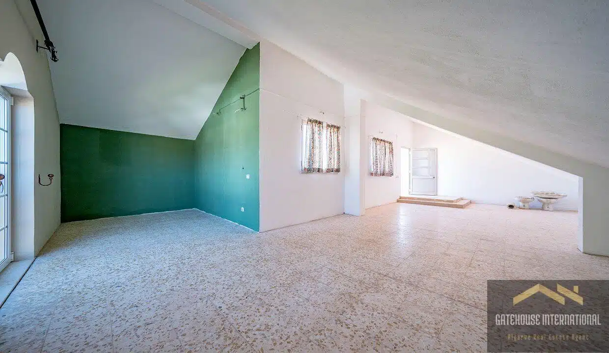 4 Bed Villa For Sale In Esteval Almancil Algarve9