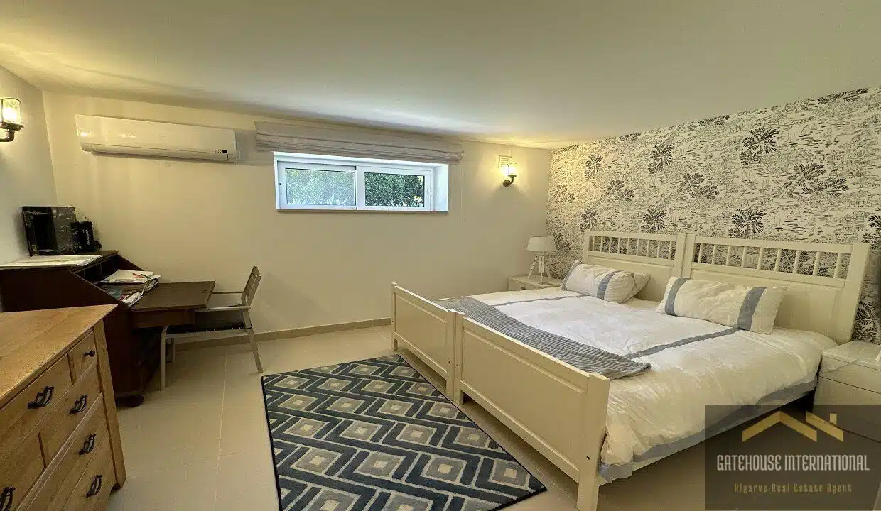 4 Bed Villa For Sale On The Crest Almancil Algarve 21