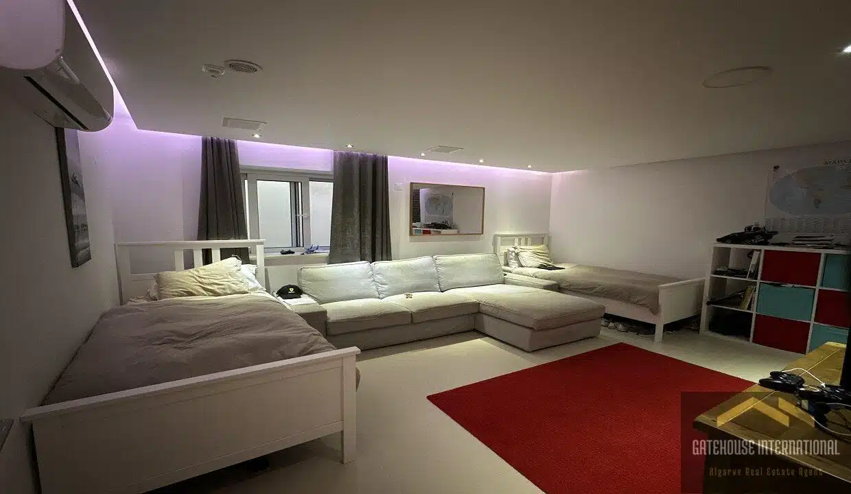 4 Bed Villa For Sale On The Crest Almancil Algarve 43