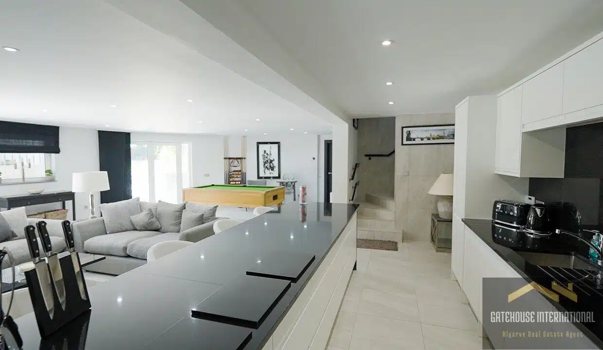 5 Bed Luxury Algarve Villa On Pinhal Golf Vilamoura For Sale 43