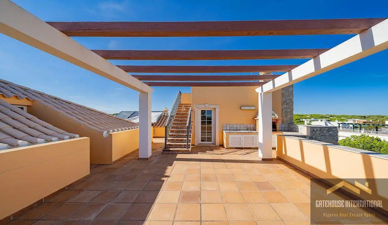 5 Bed Villa For Sale In Praia Verde East Algarve 7