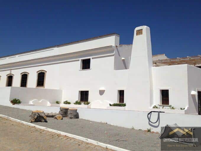 Quinta mit 9 Schlafzimmern auf 4 Hektar für den ländlichen Tourismus in Fuseta Algarve 1
