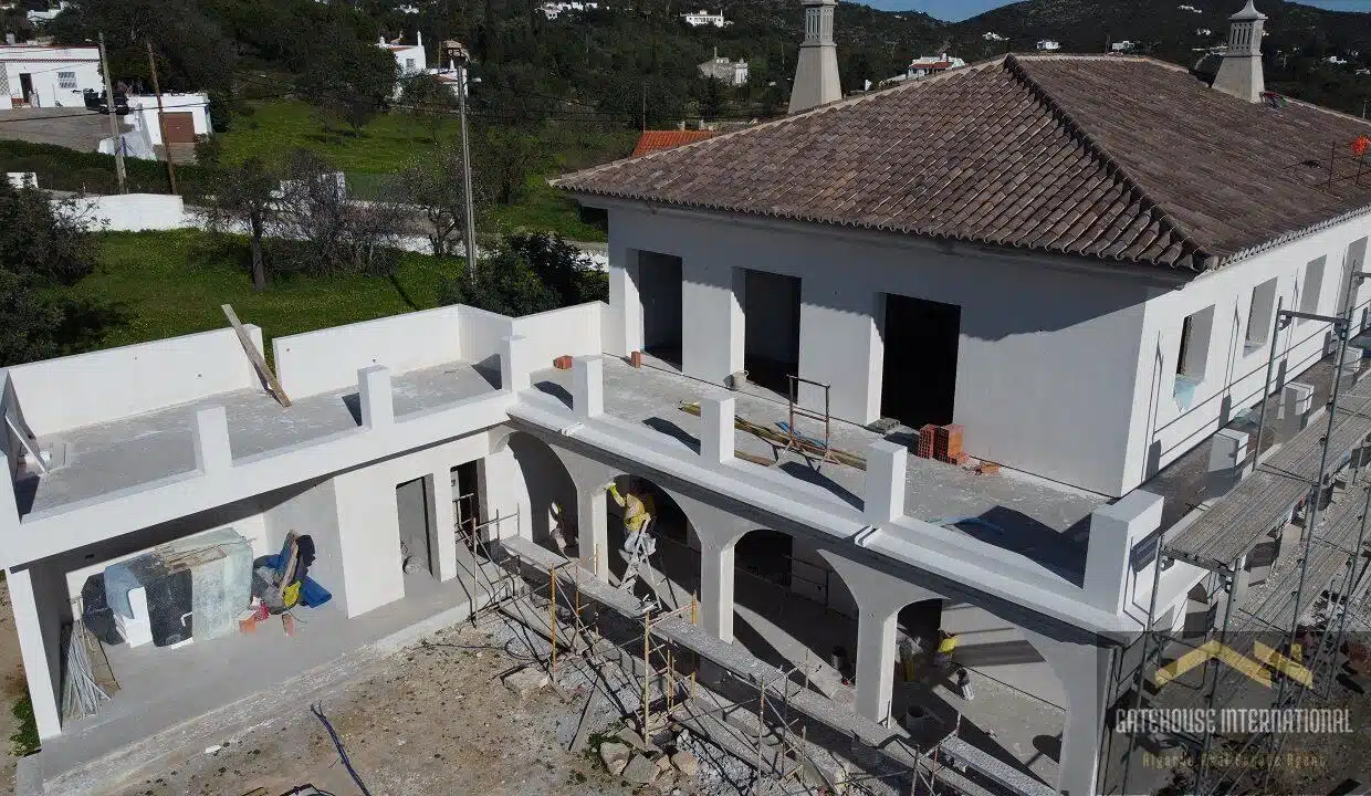 Brand New 5 Bed Villa For Sale In Santa Barbara de Nexe Algarve 12
