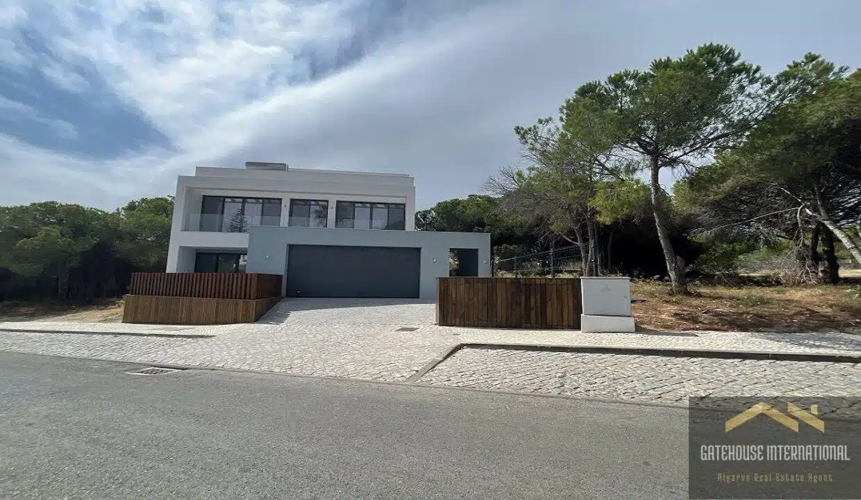 Brand New 5 Bed Villa In Vale do Lobo Algarve43