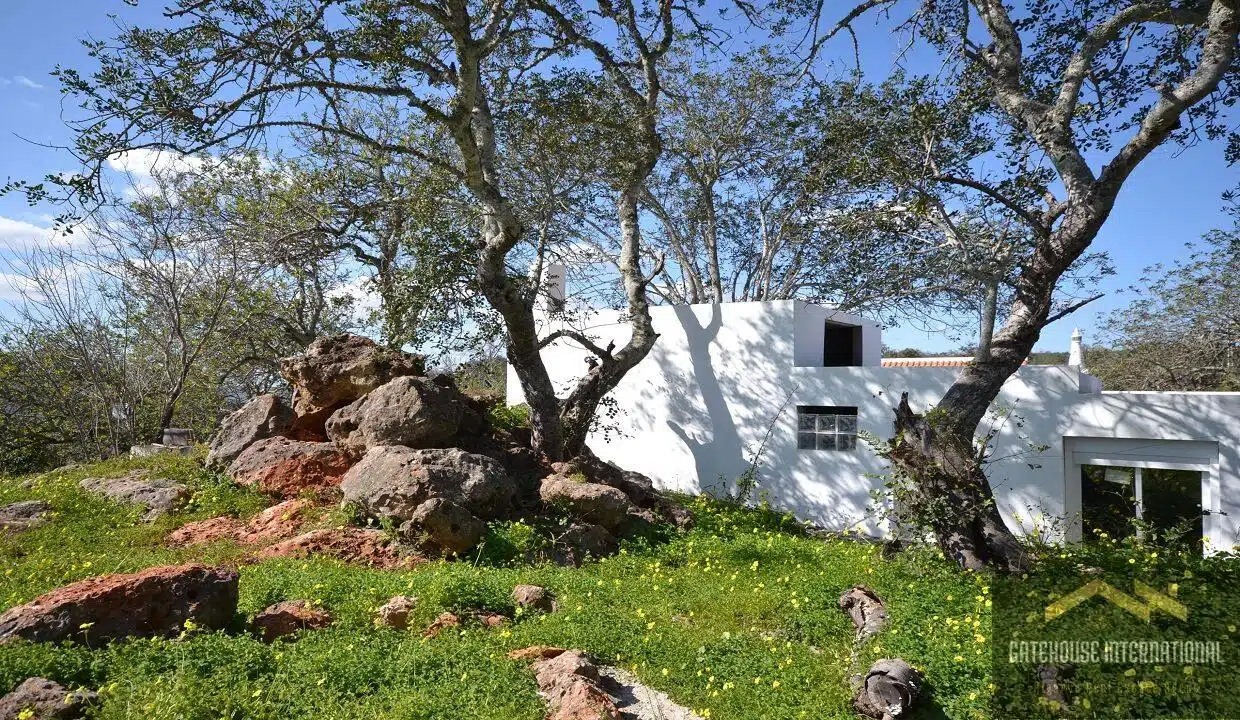 2 Bed Villa In Tor Near Querenca Loule Algarve5