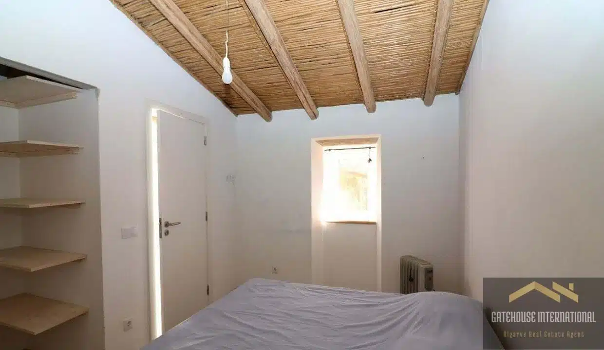 2 Bedroom Renovated House In Sao Bras Algarve9