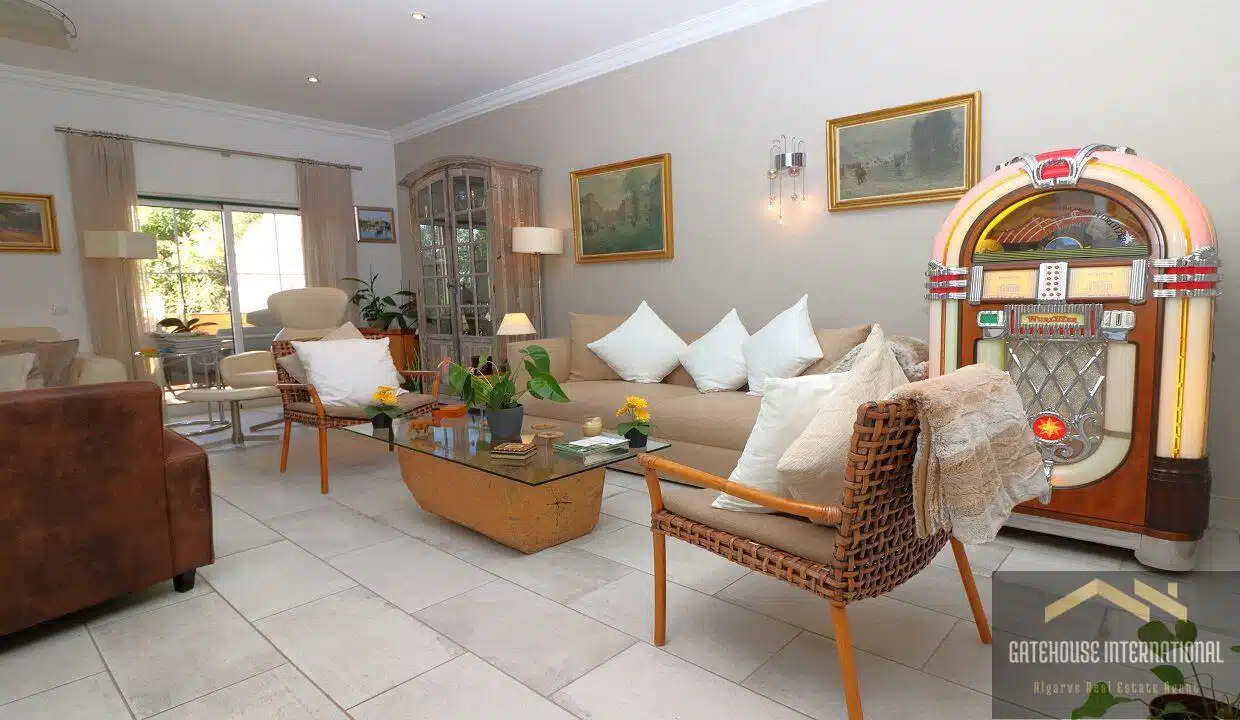 3 Bed Property For Sale In Pinheiros Altos Golf Algarve 32
