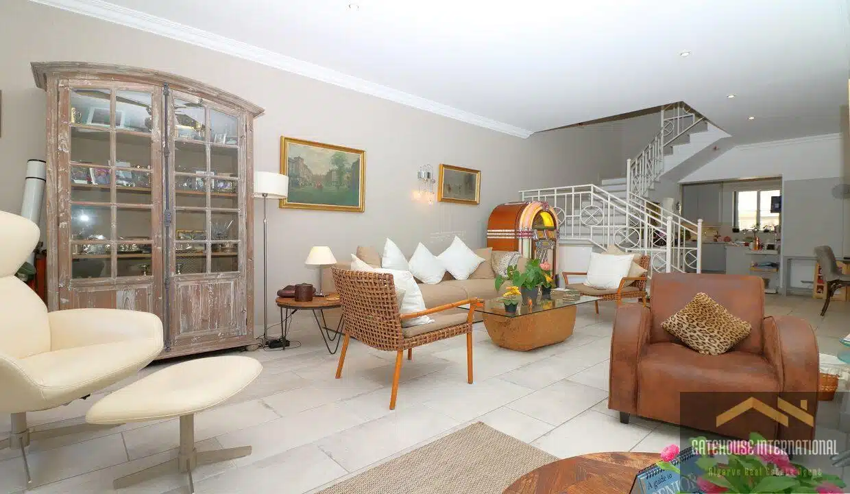 3 Bed Property For Sale In Pinheiros Altos Golf Algarve 98