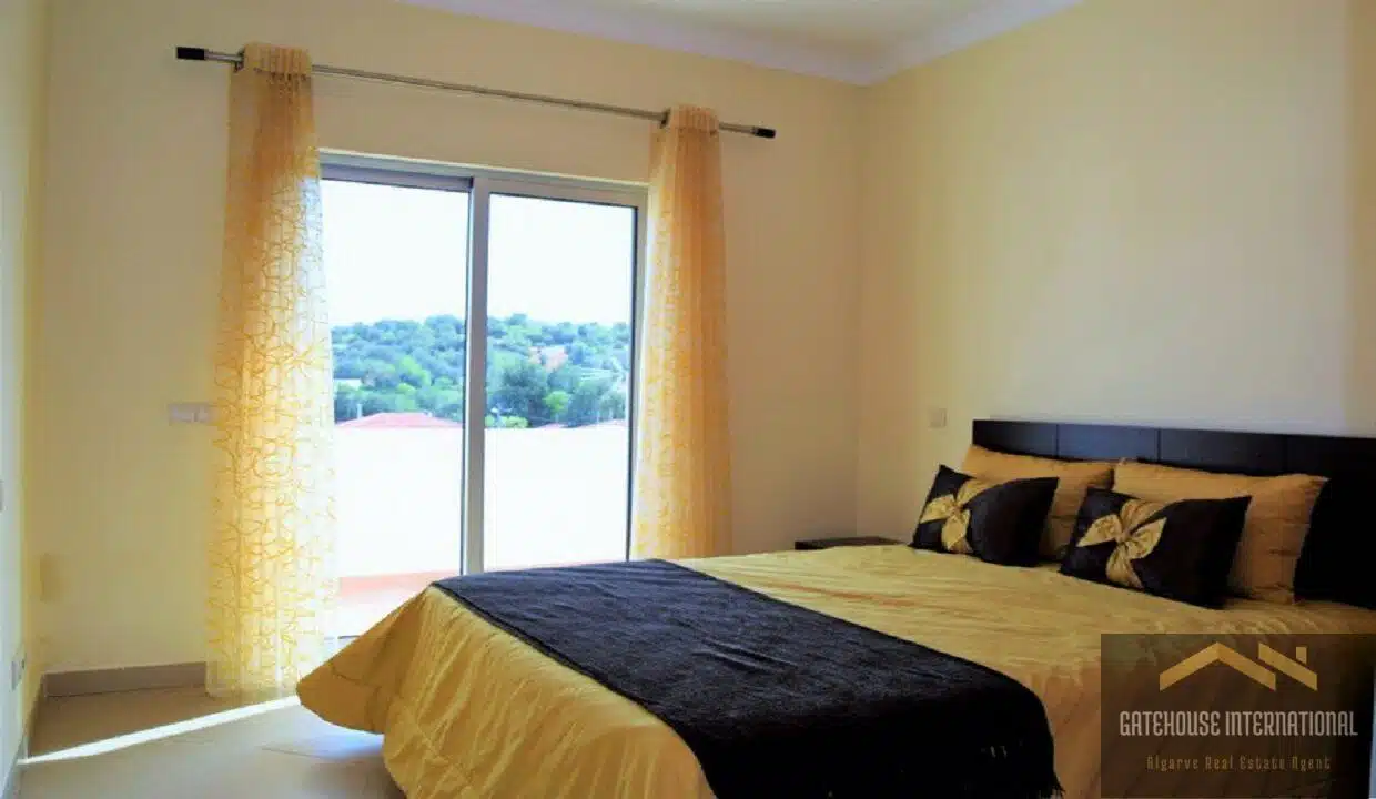 3 Bed Townhouse For Sale In Paderne Algarve 8