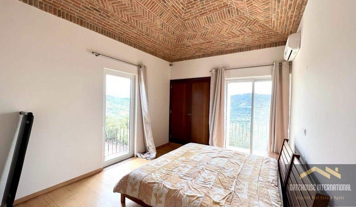 4 Bed Villa For Sale In Santa Barbara de Nexe Algarve 6