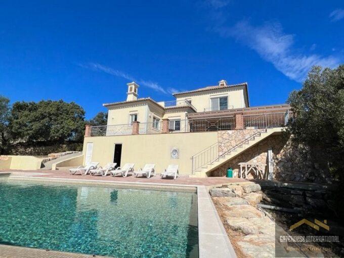 Villa de 4 chambres à vendre à Santa Barbara de Nexe Algarve 98