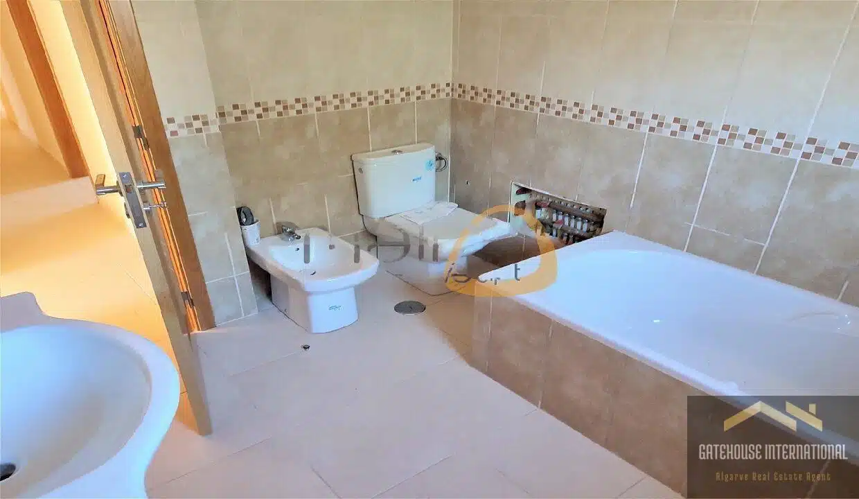 5 Bed Villa With 2 Hectares In Boliqueime Algarve 1