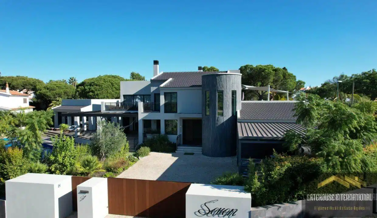 7-Bed-Modern-Villa-For-Sale-On-Vila-Sol-Golf-Resort-Algarve-1-scaled