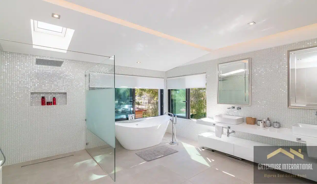 7 Bed Modern Villa For Sale On Vila Sol Golf Resort Algarve 34