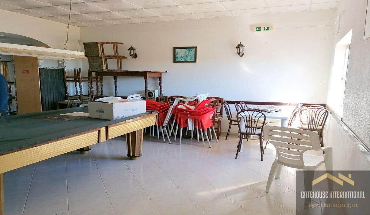 Albufeira Snack Bar With 1st Floor 2 Bed Apartment For Sale 3