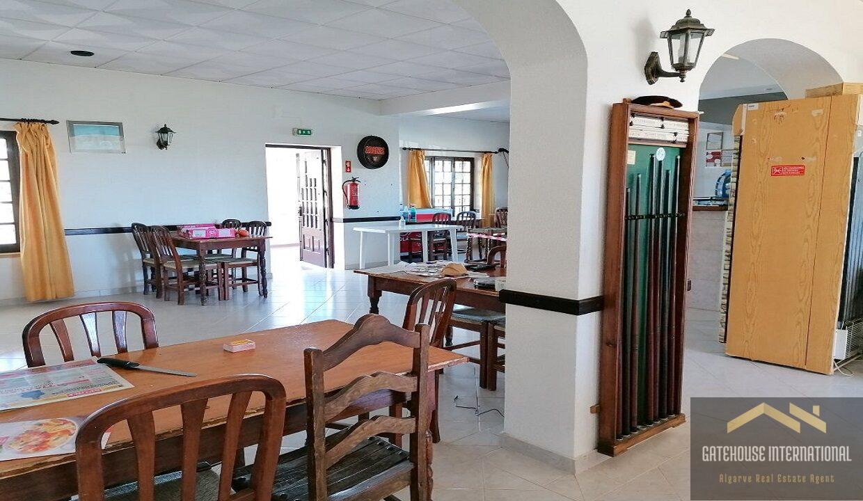 Albufeira Snack Bar With 1st Floor 2 Bed Apartment For Sale 4