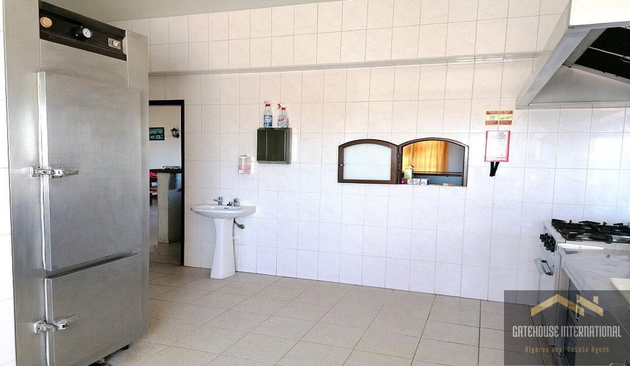 Albufeira Snack Bar With 1st Floor 2 Bed Apartment For Sale 9