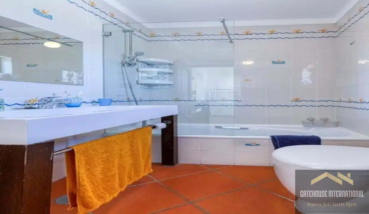 Apartment With Pool For Sale In Alvor Algarve 9