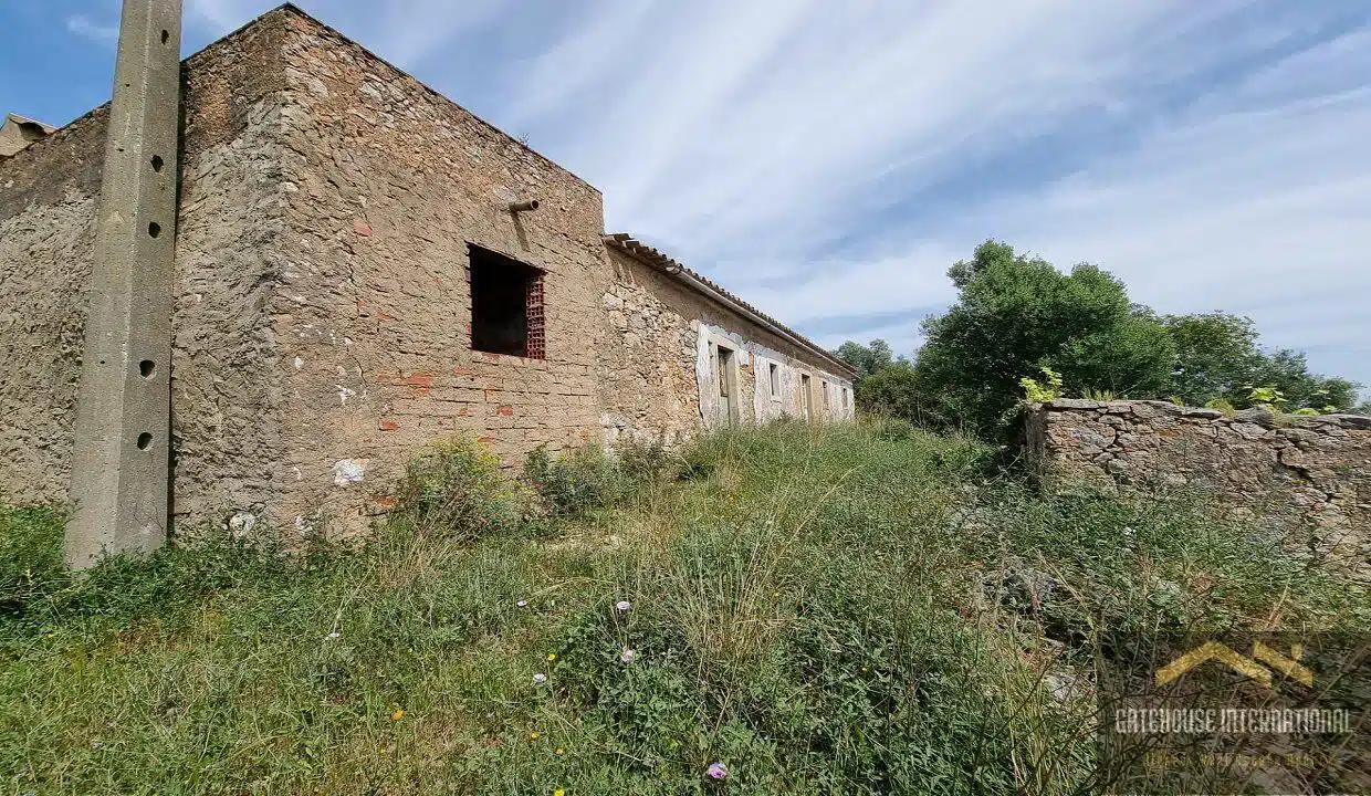 Property Ruin With Land Measuring 2.7 Hectares In Sao Bras Algarve 1
