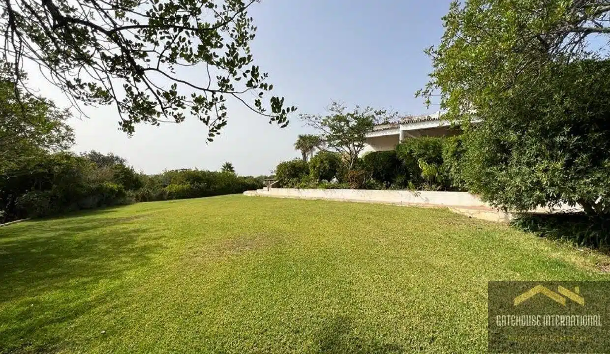 Rustic Algarve Villa With Pool & Tennis Court In Loule4
