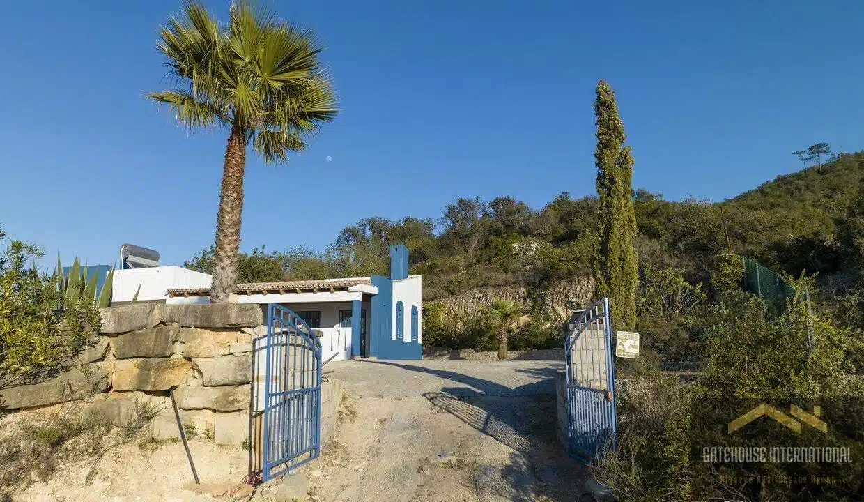 Sea View Villa For Sale In Santa Barbara de Nexe Algarve