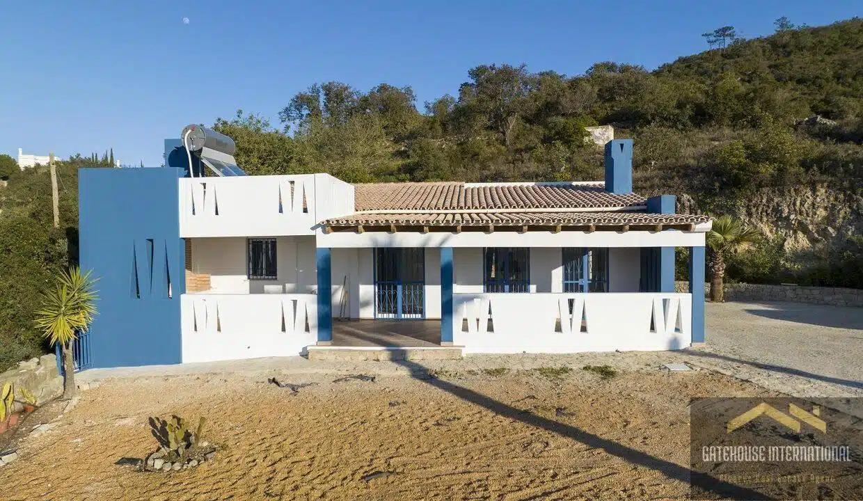 Sea View Villa For Sale In Santa Barbara de Nexe Algarve4