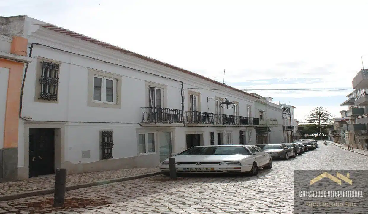 Traditional 11 Bedroom Property In Portimao Centre Algarve 55