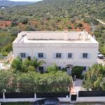 Traditional 6 Bed Villa For Sale In Loule Algarve 90