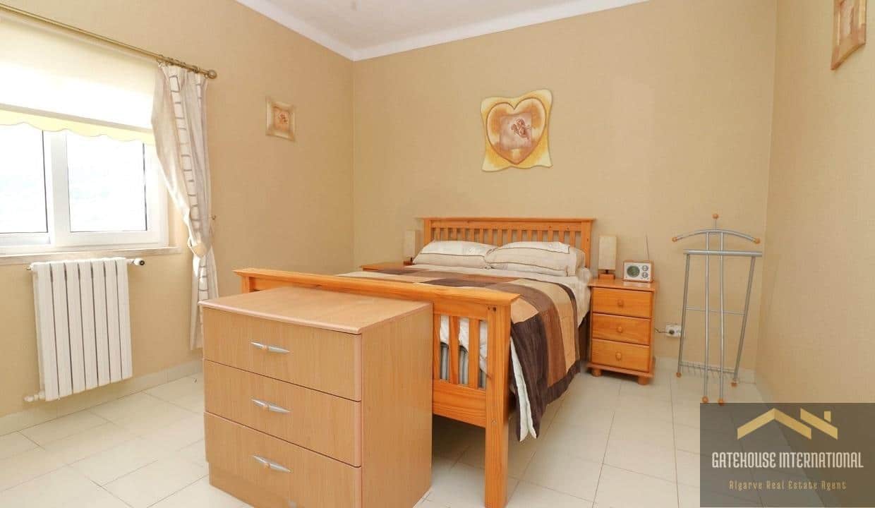 Traditional 6 Bed Villa For Sale In Loule Algarve00 transformed