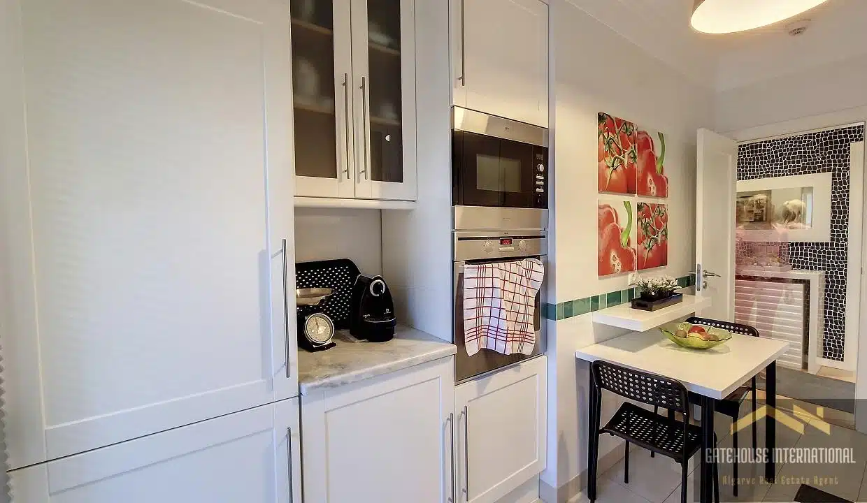 2 Bed Apartment In A Condominium In Vilamoura Algarve 09