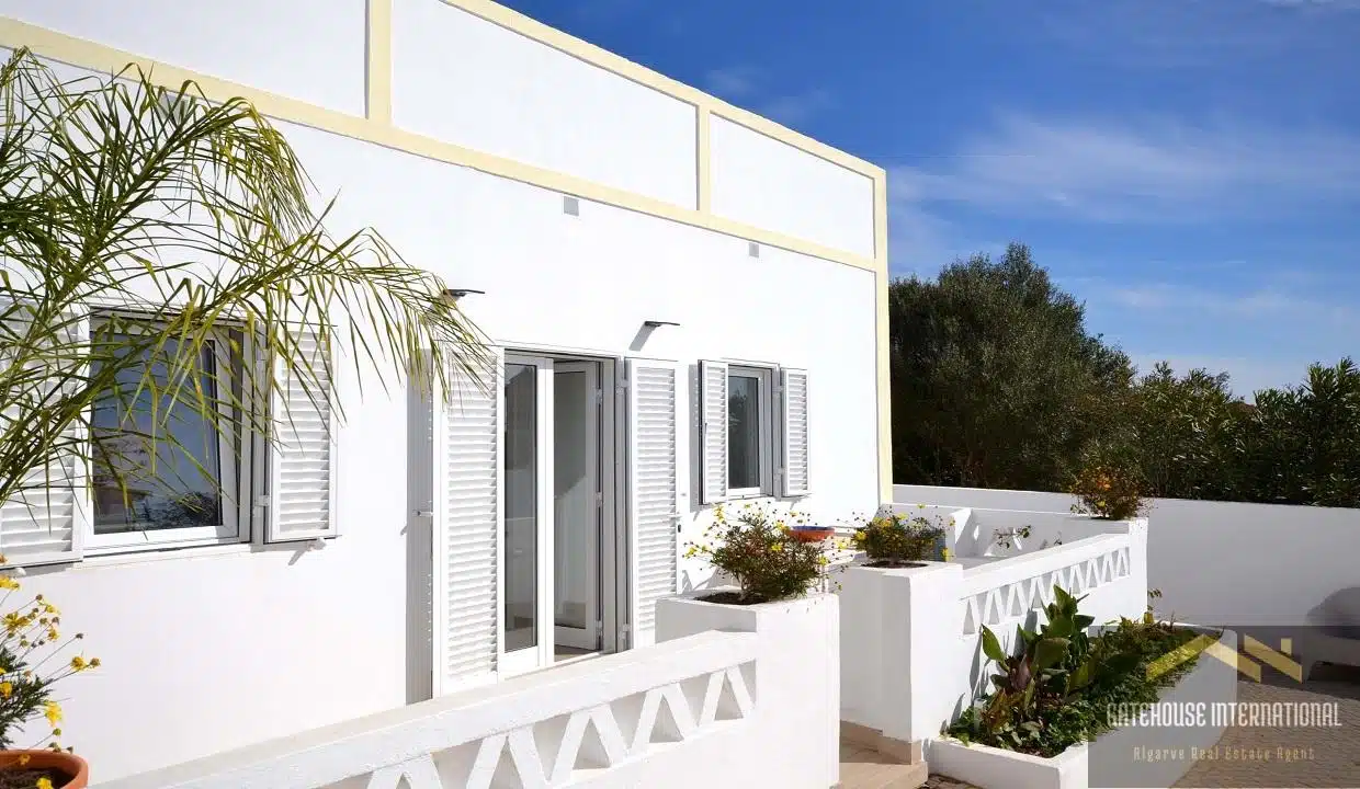 2 Bed Traditional Villa Plus Annexe Plunge Pool In Central Algarve 66