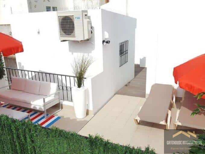 3 lejligheder med 6 senge plus butik i Lagos Center Algarve55