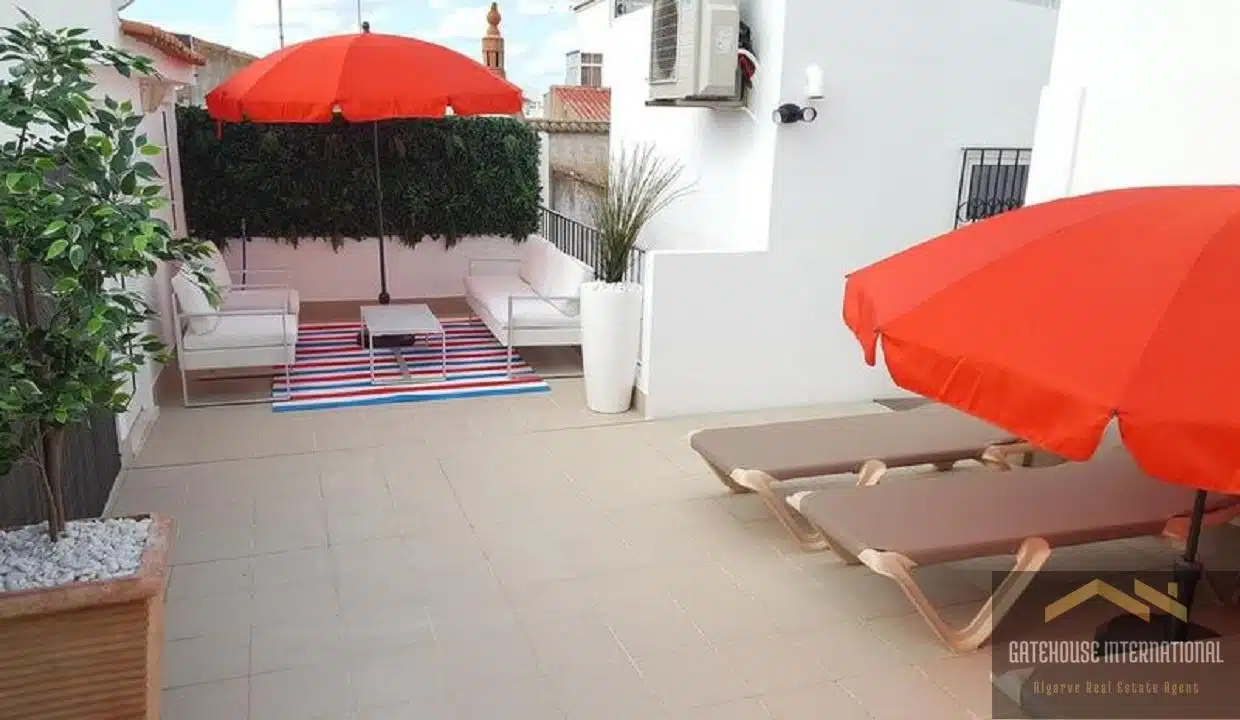 3 Apartments With 6 Beds Plus Shop In Lagos Centre Algarve76