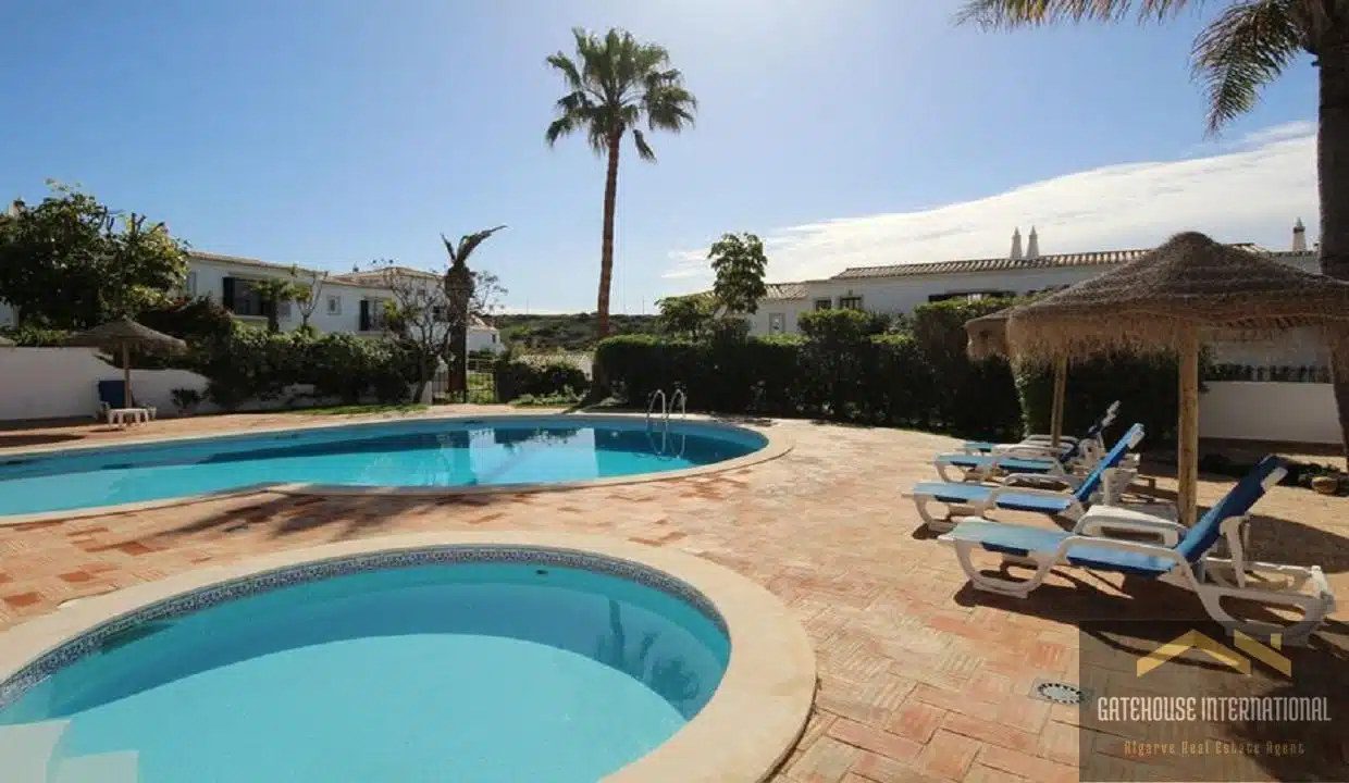 3 Bed Condominium Townhouse In Budens Algarve32