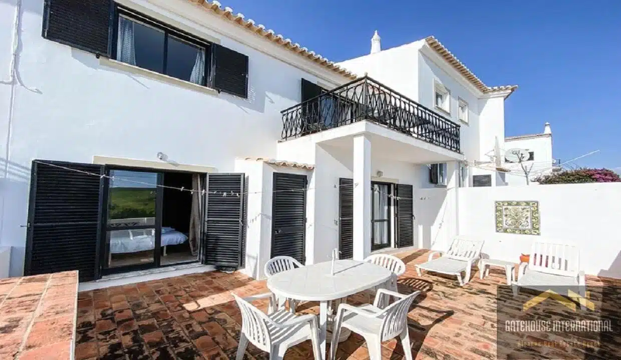 3 Bed Condominium Townhouse In Budens Algarve43
