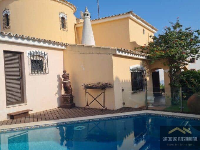 3 Bed Villa With Pool In The Old Village Vilamoura Algarve 7
