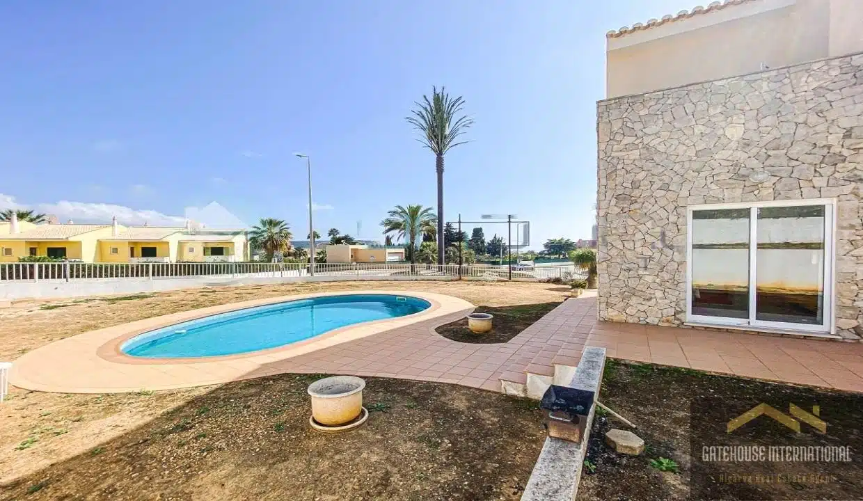 3 Bed With Pool Villa Close To Praia da Luz Beach Algarve56 transformed