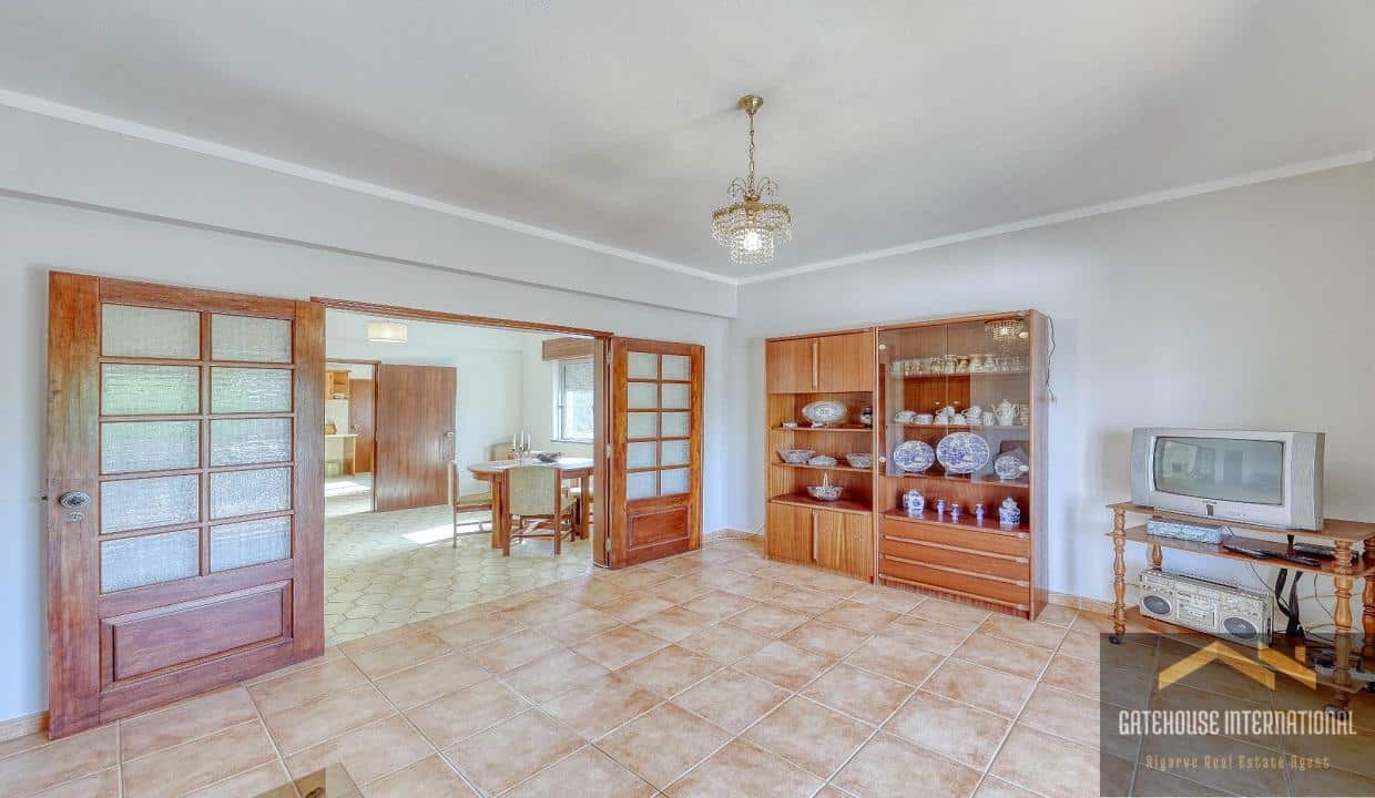 4 Bed Villa For Sale In Loule Algarve54