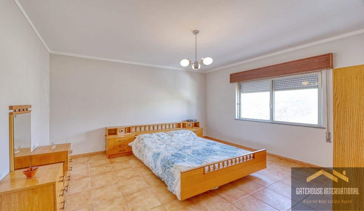 4 Bed Villa For Sale In Loule Algarve56