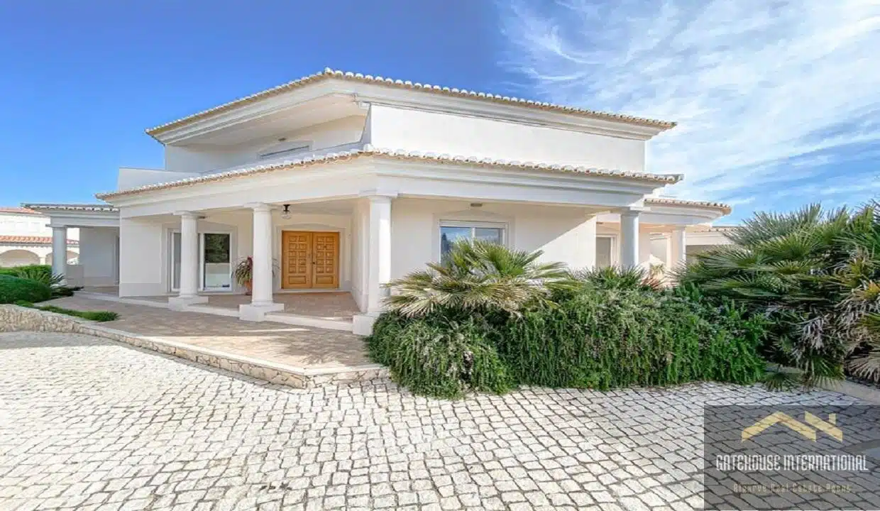 5 Bed Villa For Sale In Praia da Luz With Sea Views4