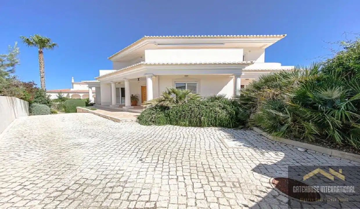 5 Bed Villa For Sale In Praia da Luz With Sea Views56