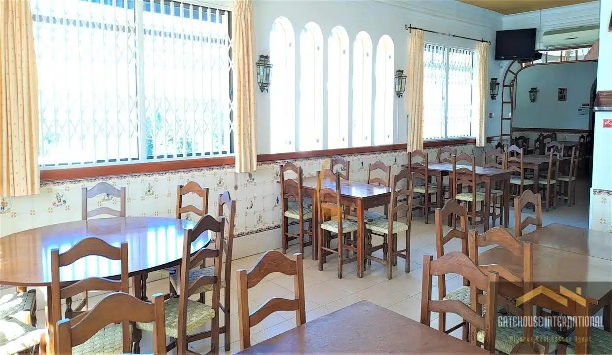 Algarve Restaurant For Sale In Santa Barbara de Nexe2 transformed